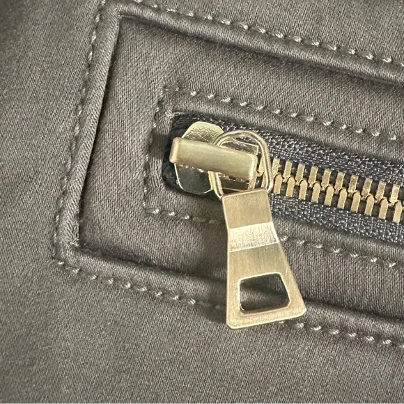 Loft Petites NWT Olive Green Marisa Skinnny Pants with Zippers Size 8P - Picture 8 of 11